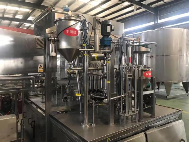 粤东自立袋低速机